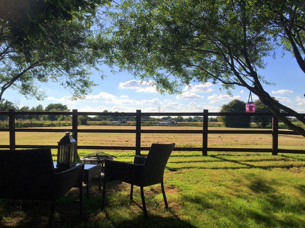 Oxford Riverside Glamping Eksteriør billede